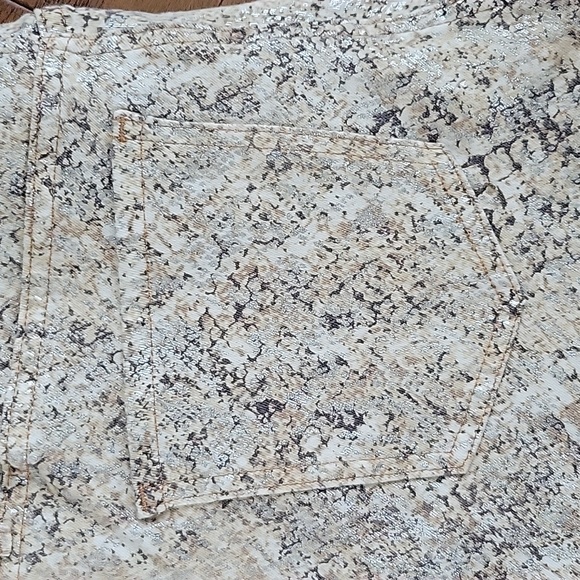 Express Mid Rise Skinny Jeans Foil Snakeprint 6R - Picture 5 of 6